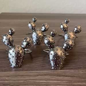 Set Of 4 Cactus Textured Napkin Ring, Nopal Napkin Ring, Silver Color, Western